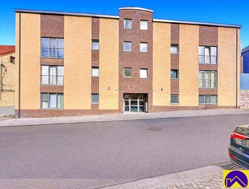                                         Dakappartement te huur in Jumet, € 750
