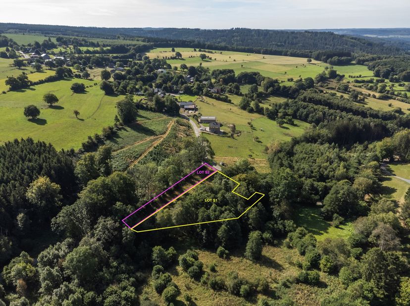 L'agence Antoine Immobilier de Stavelot vous présente cette belle parcelle d'une superficie de 2159m2 (LOT S2) située dans le petit village de Logbier