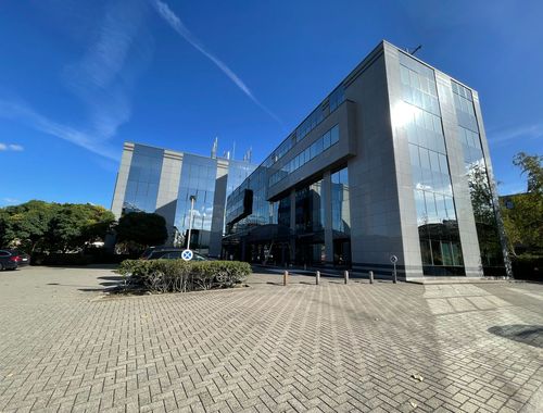                                         Bureaux à louer à Diegem, € 7.763
