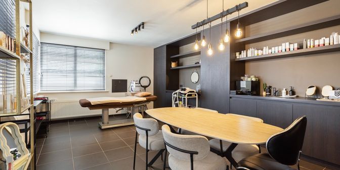Bedrijfsvastgoed te koop in Desselgemseweg 64, 8790 Waregem