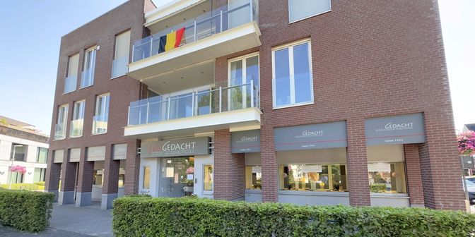 Bedrijfsvastgoed te huur in Kerkplein 7, 9840 De Pinte