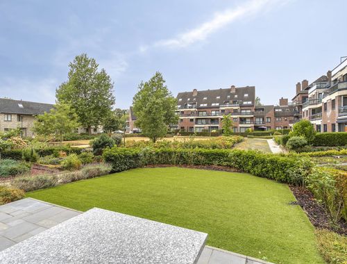                                        Appartement te koop in Sint-Kruis, € 325.000
