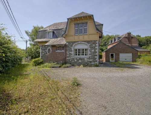                                         Villa te koop in Hastière-Lavaux, € 285.000

