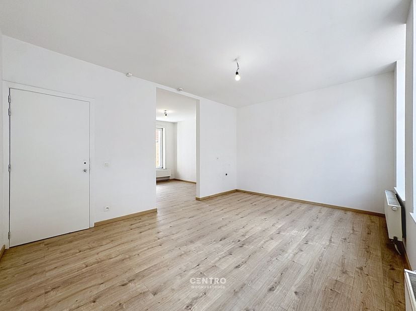 In het HARTJE van Roeselare ligt dit volledig gerenoveerd opbrengsteigendom! Interessant aanbod, meergezinswoning met 10 woongelegenheden (Hoofdverbli