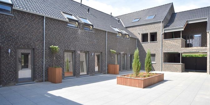Huis te huur in Kiezelweg 193 bus 8, 3620 Veldwezelt