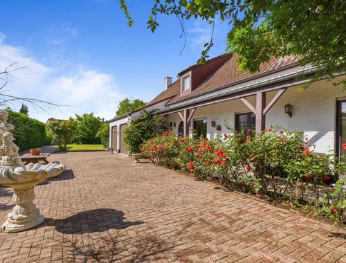                                         Villa te koop in Overmere, € 638.000
