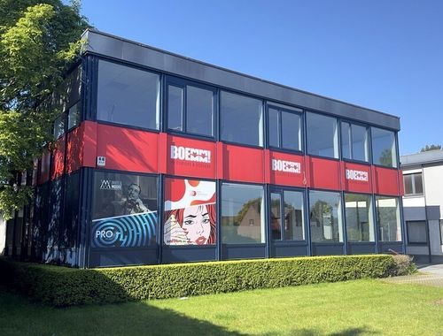                                         Bureaux à louer à Drongen, € 3.250
