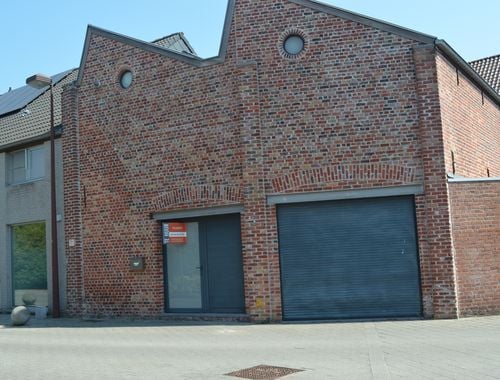                                         Loft te huur in Deerlijk, € 700
