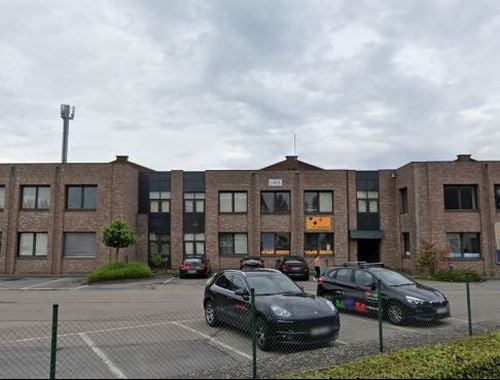                                         Bureaux à louer à Sint-Katelijne-Waver, € 800
