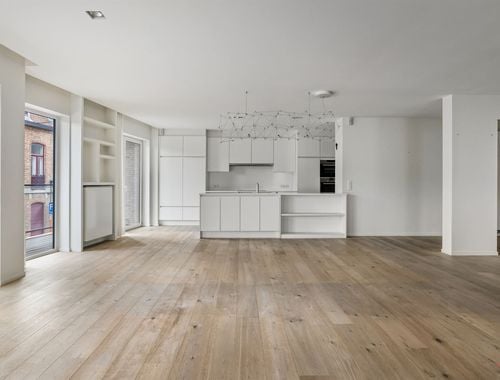                                         Appartement te huur in Roeselare, € 1.105

