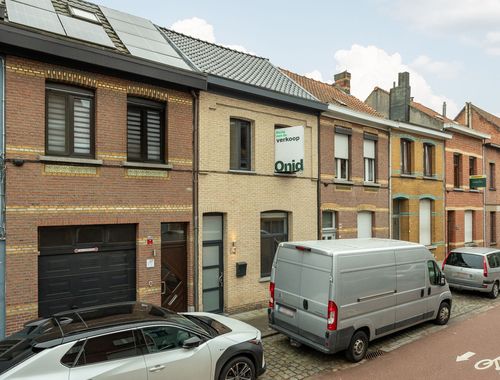                                         Maison à vendre à Hoboken, € 319.000
