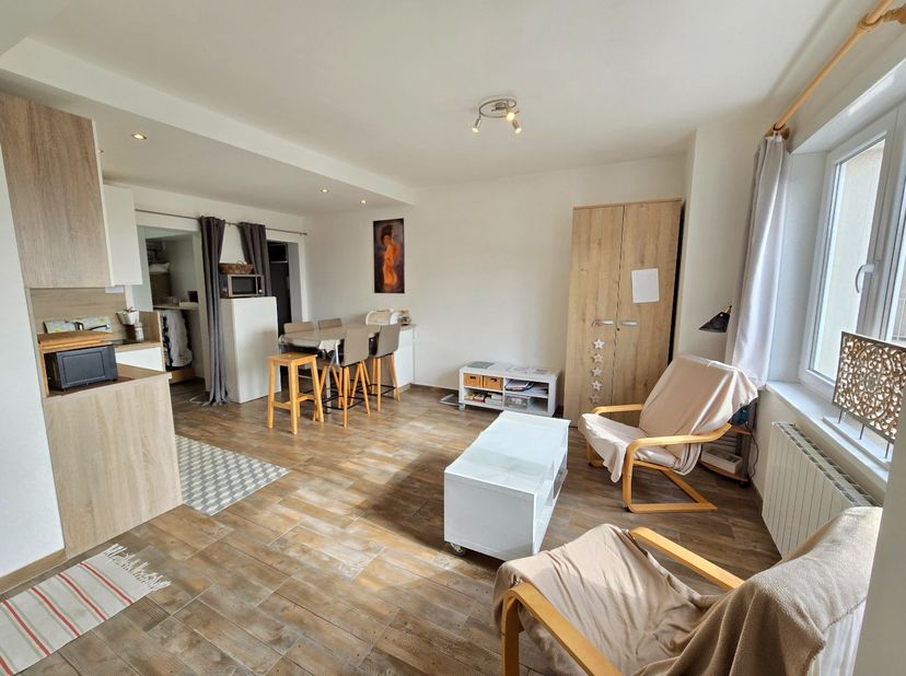 Appartement te koop in Vuurtorenplein 7 bus 0407,
                    8660 De Panne