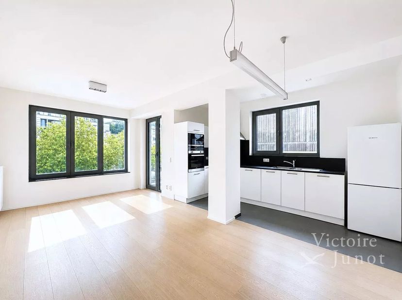 Gepresenteerd door Yanis Morsa : 0487 71 46 10 / yanis.morsa@victoire.be<br />
Victoire-junot biedt u dit prachtige appartement in Auderghem, gelegen