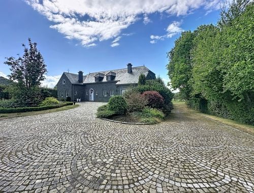                                         Maison exceptionnelle à vendre à Patignies, € 890.000
