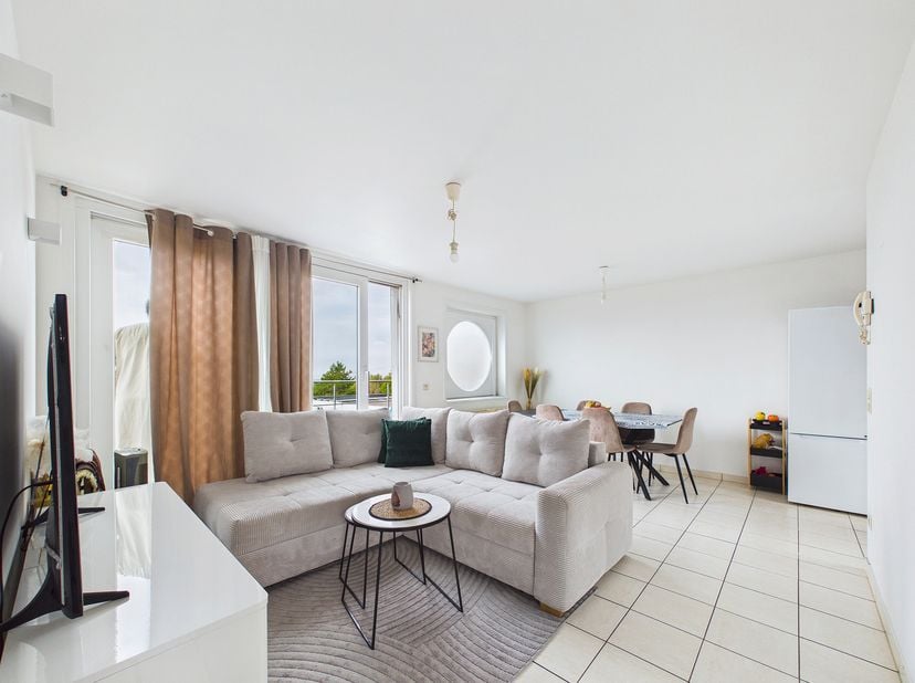 Appartement te koop in Chaussée du Risquons-Tout 401 bus 2,
                    7700 Moeskroen