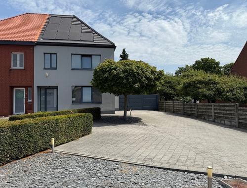                                         Eengezinswoning te koop in Dessel, € 495.000
