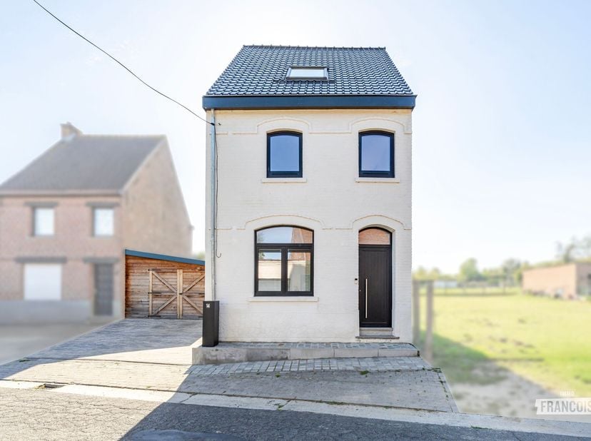 Huis te koop in Molenstraat 14,
                    9340 Impe