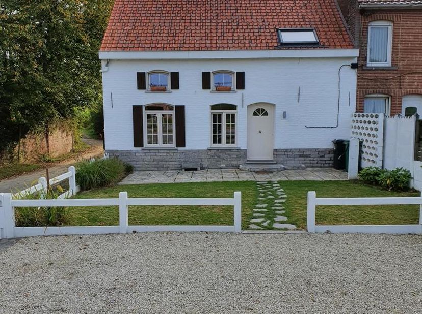 Maison à louer à Vollezeelsesteenweg 144,
                    1570 Vollezele