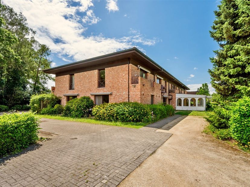 Appartement à vendre
                    à 9820 Bottelare