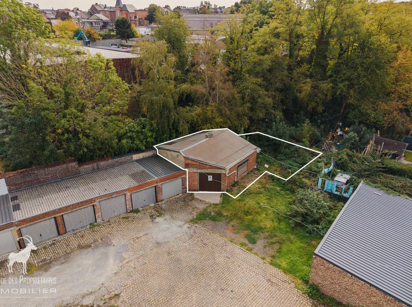 Bedrijfsvastgoed te koop in ,
                    6040 Jumet
