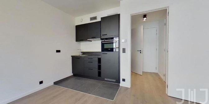 Appartement te koop in Rue des Coteaux 182, 1030 Schaarbeek