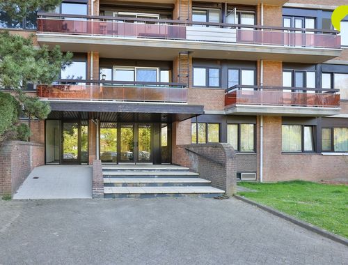                                         Appartement à vendre à Edegem, € 239.000

