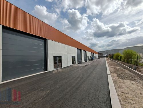                                         Bâtiment d’entreprise à vendre à Zedelgem, € 419.450
