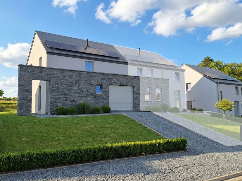 Huis te koop in Rue Saint-Blaise 8,
                    6860 Mellier