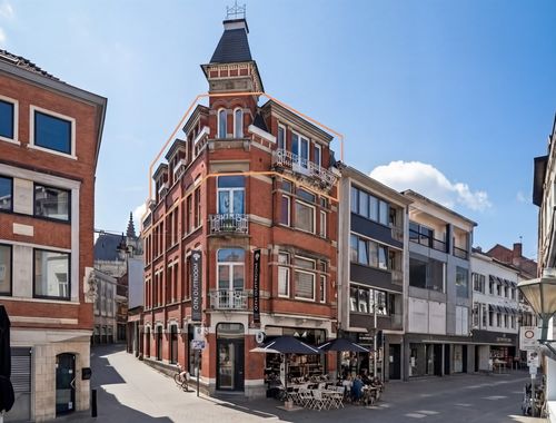                                         Appartement te koop in Aalst, € 225.000
