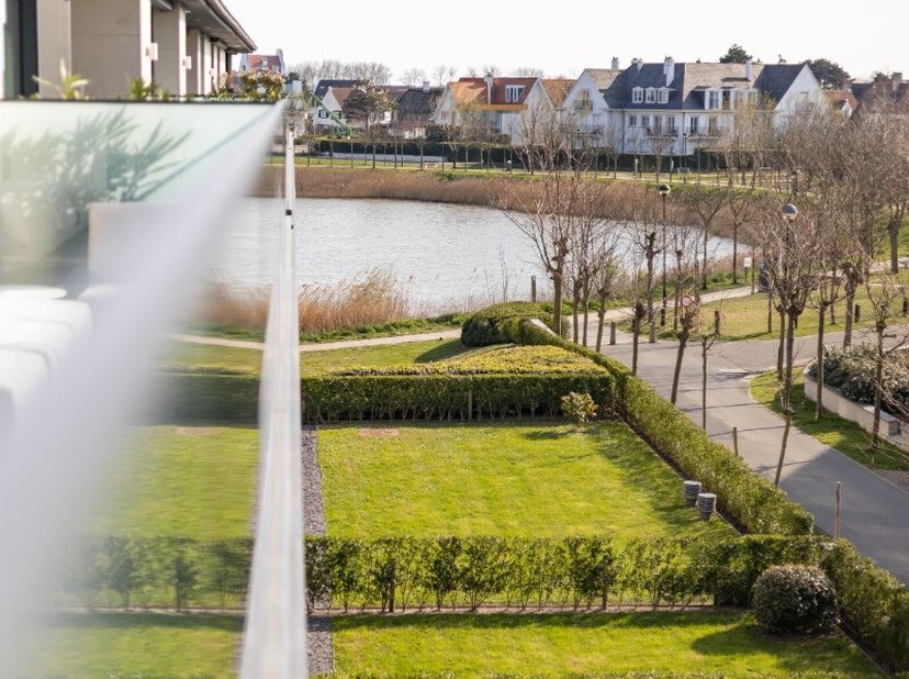 Knokke: Appartement de luxe exceptionnellement spacieux (302 m²) à vendre dans la résidence La Rive, emplacement de premier choix près de la plage Alb
