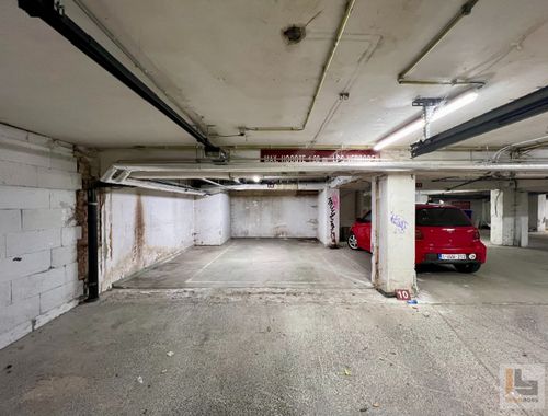                                         Place de stationnement à vendre à Gent, € 50.000
