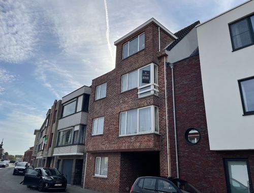                                         Appartement à louer à Vlissegem, € 900
