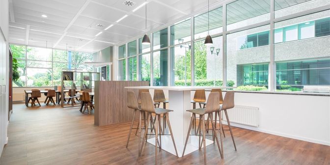 Bedrijfsvastgoed te huur in Uitbreidingstraat 84, 2600 Berchem