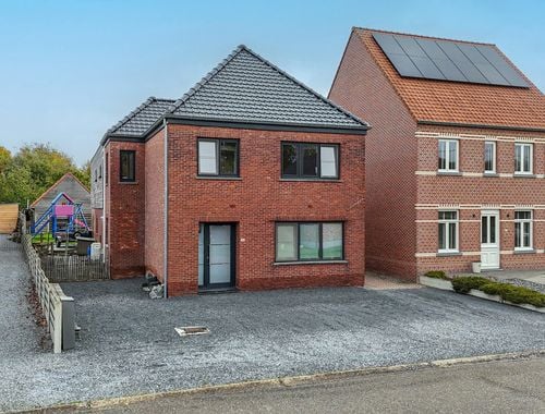                                         Maison à vendre à Wijchmaal, € 409.000
