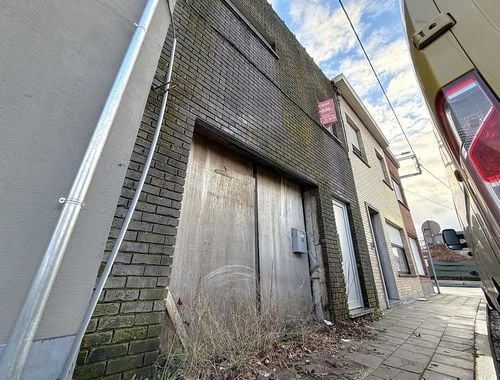                                         Rijwoning te koop in Harelbeke, € 75.000
