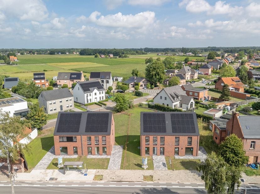 Huis te koop
                    in 2440 Geel