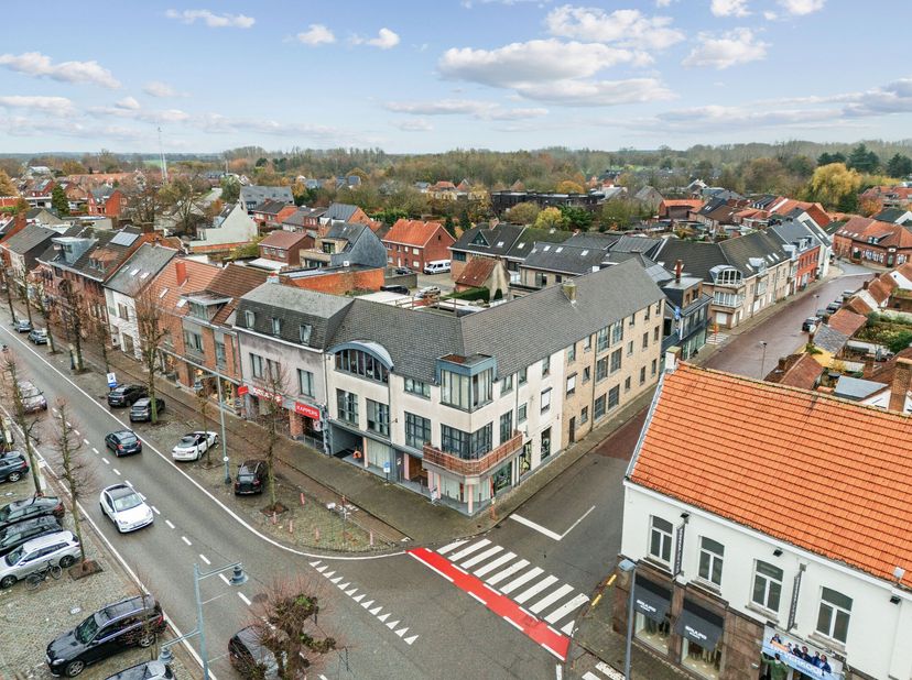 Opbrengsteigendom op centrumlocatie aan de "Vrijheid" te Hoogstraten gelegen op wandelafstand van winkels, scholen, horeca, openbaar vervoer, ). Het c