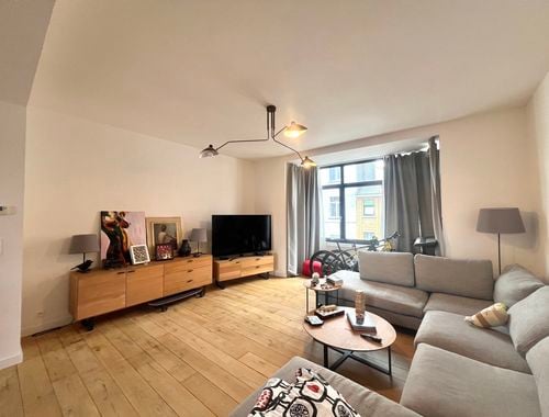                                         Appartement à louer à Forest, € 1.650
