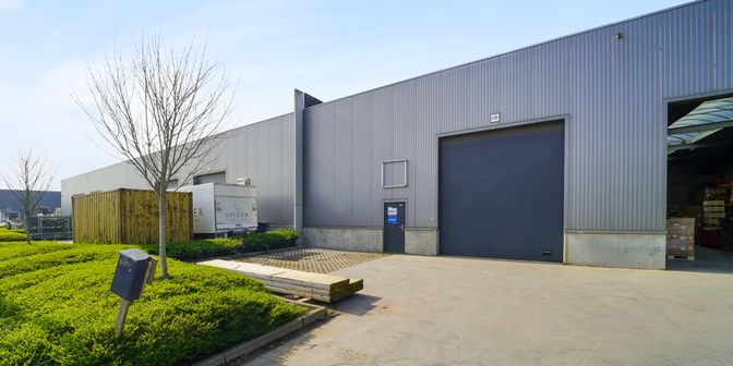Bedrijfsvastgoed te koop in Schatting 42 - D, 8210 Zedelgem