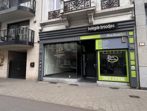                                         Commerce à louer à Antwerpen, € 1.750
