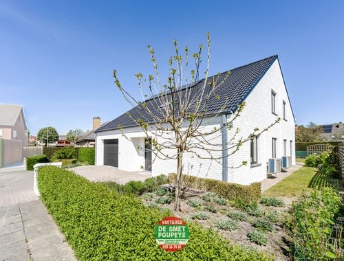                                         Villa te koop in Assebroek, € 949.000
