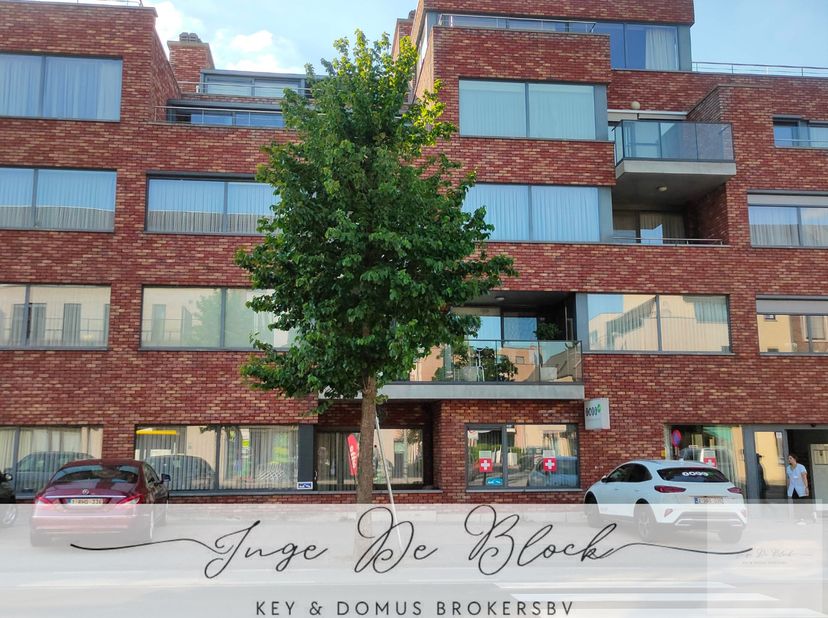Comfort, zorg en gezelligheid in één pakket!<br />
Op zoek naar een comfortabele en zorgeloze woonoplossing op toplocatie in Hasselt? Dan is deze ruim