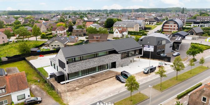 Bien professionnel à louer à Denen 10, 9080 Lochristi