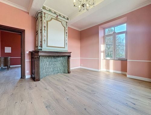                                         Appartement à louer à Sprimont, € 600
