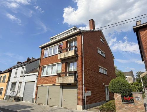                                         Appartement te koop in Mont-sur-Marchienne, € 135.000
