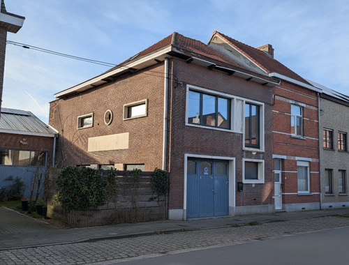                                         Usage mixte à vendre à Sint-Amandsberg, € 360.000
