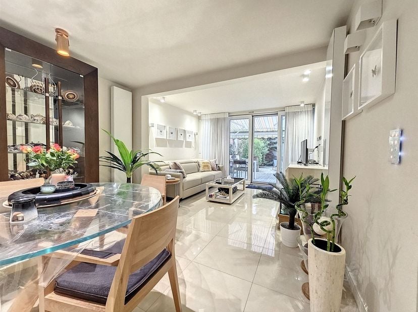 Appartement à vendre
                    à 2018 Antwerpen