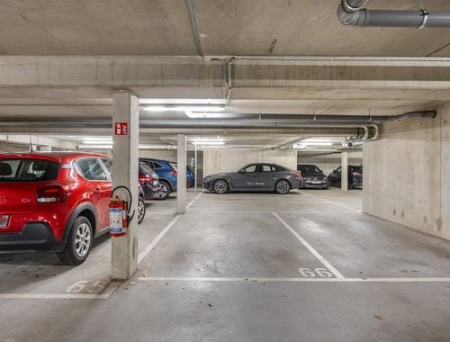                                         Garage à vendre à Berchem, € 35.000
