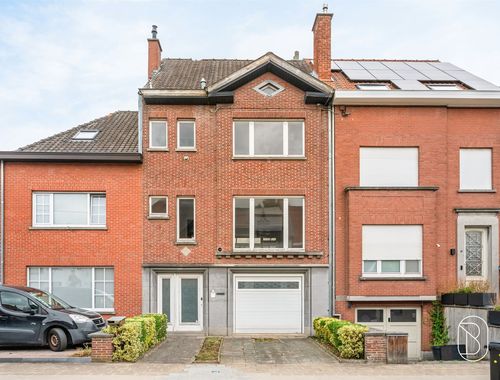                                         Maison bourgeoise à vendre à Kortrijk, € 345.000
