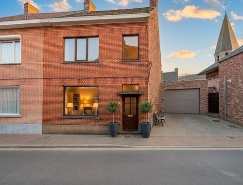                                         Maison à vendre à Aarsele, € 149.000

